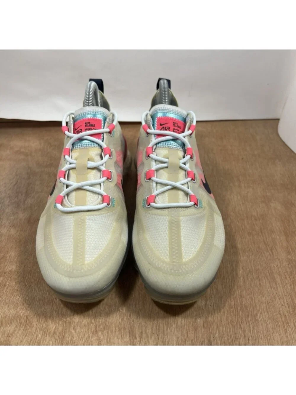 Nike Air Vapormax 2019 Women Size 8.5 Running Shoes Grey Pink AR6632-007